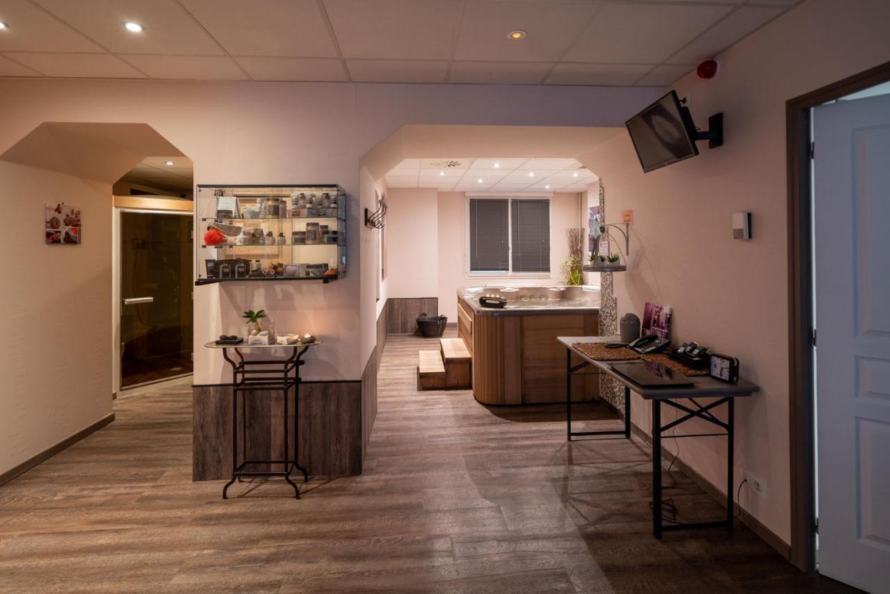 Hotel Logis - Restaurant &